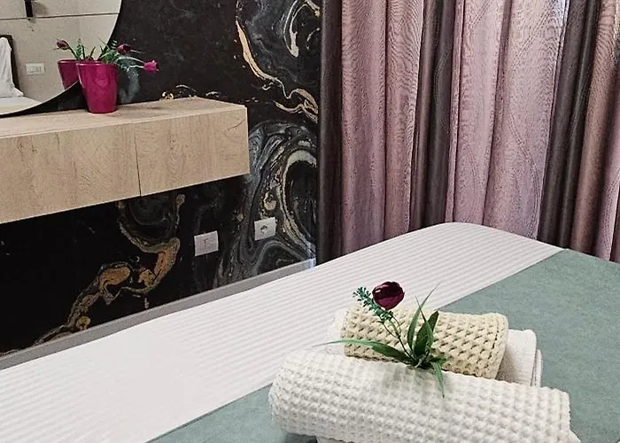 Apartamento Lovely New Near Tirana's Artificial *